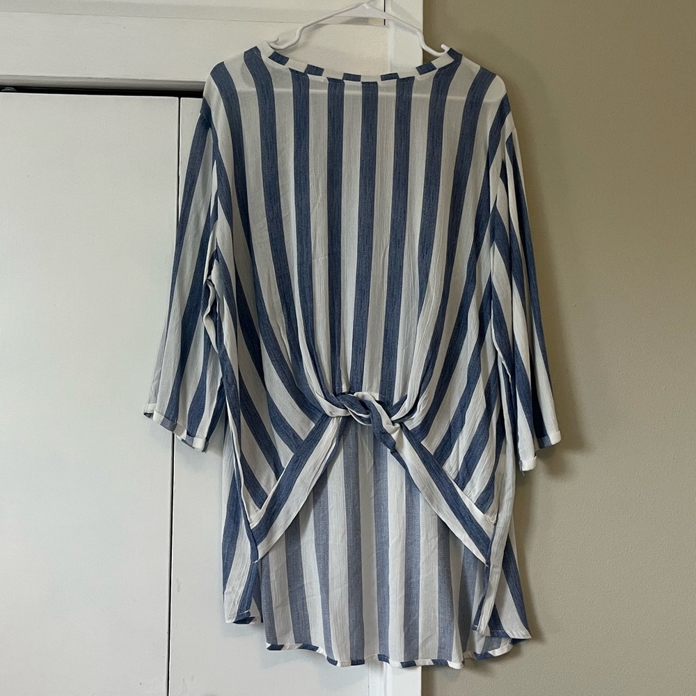 Blue & White Stripe Hi-Low Top Large